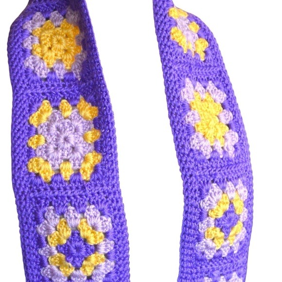 Hand Knit Lavender Granny Square Long Neck Scarf, NEW Never Worn - Picture 3 of 3